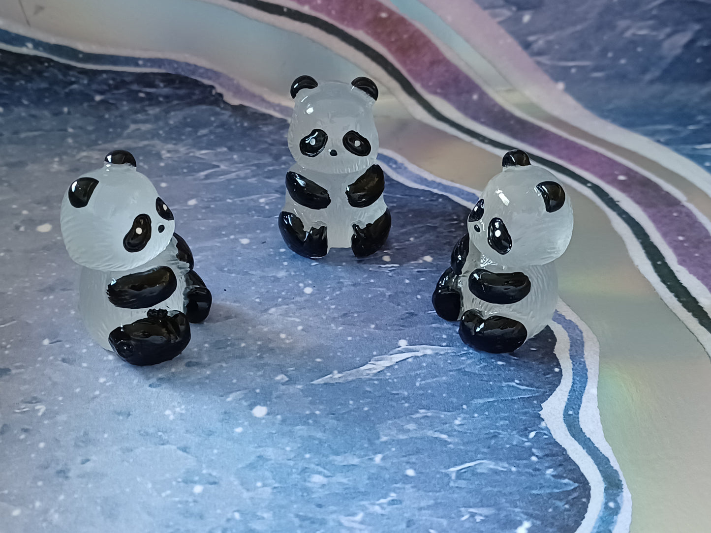 Sitting Panda - Glows