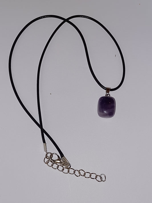 Amethyst Pendant with Paracord