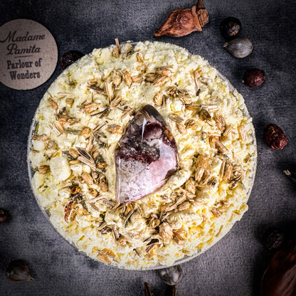 Supreme Confidence Sachet Powder by Madame Pamita