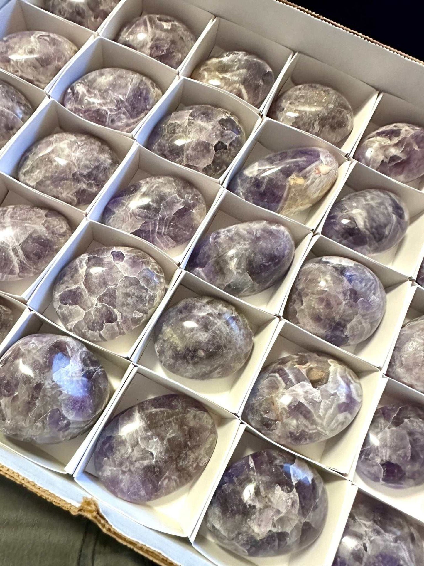 Amethyst Palm Stone