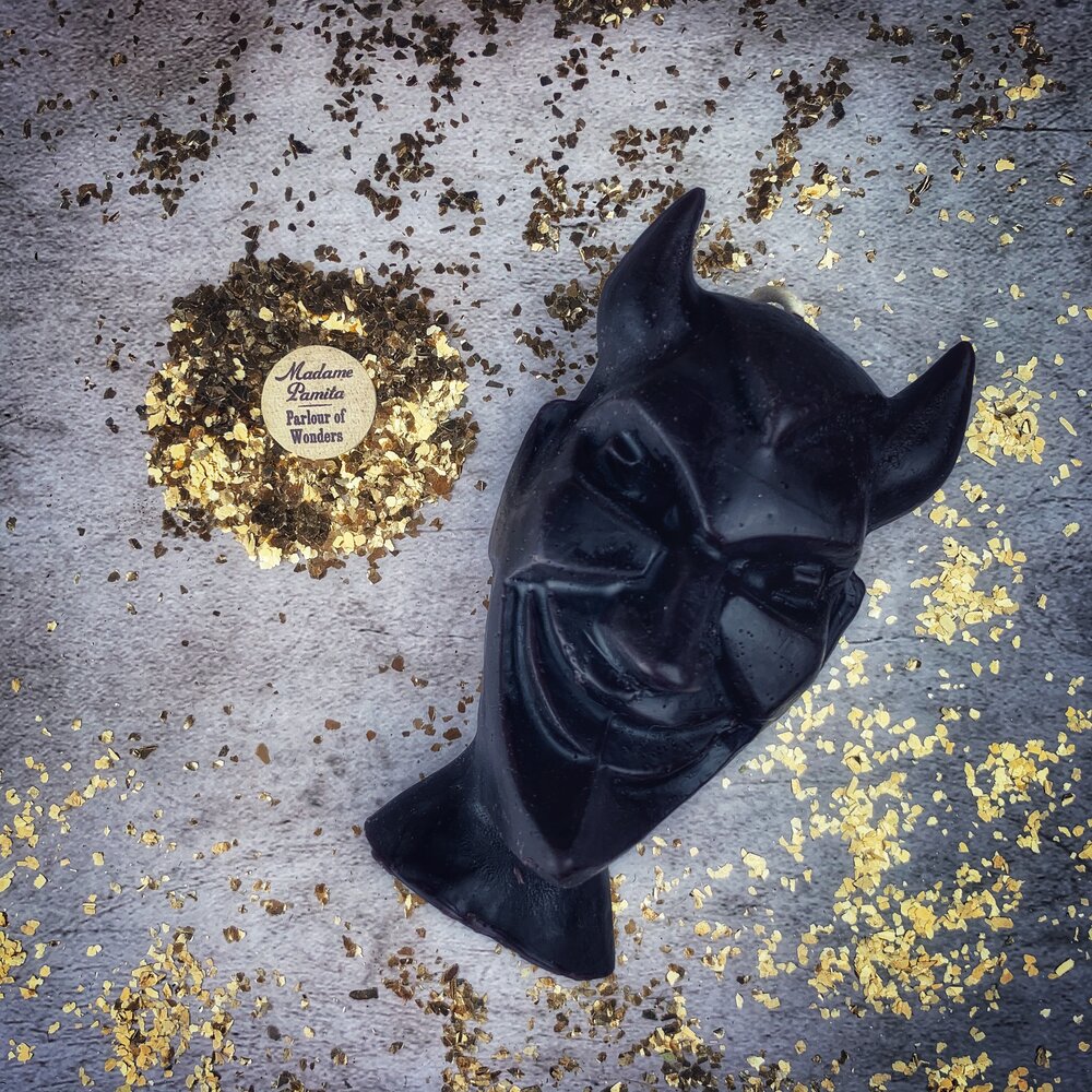 Beeswax Run Devil Run Spell Candle - Banish Evil & Invoke Trickster Magic