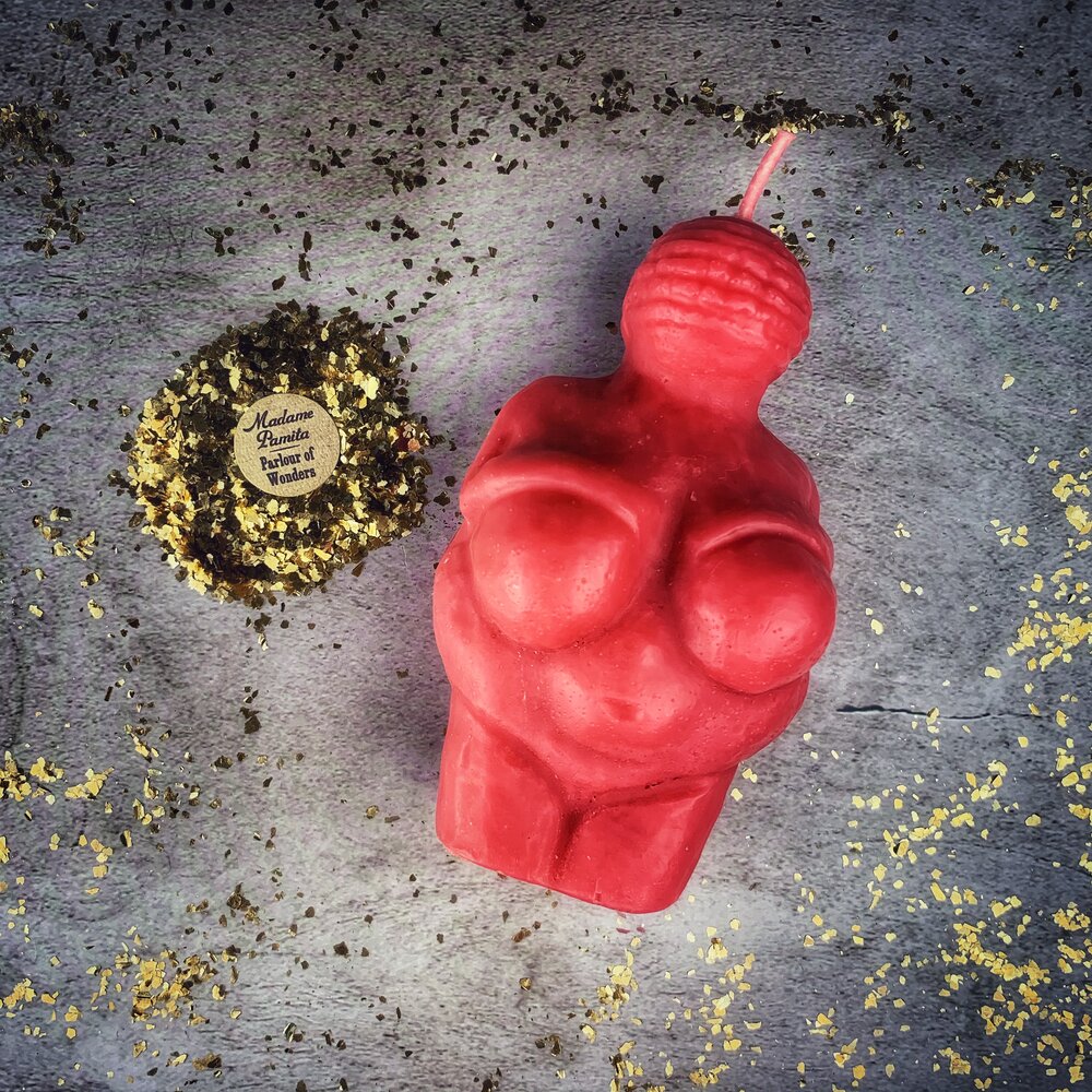 Beeswax Goddess of Willendorf Spell Candle - Feminine Power & Fertility Magic
