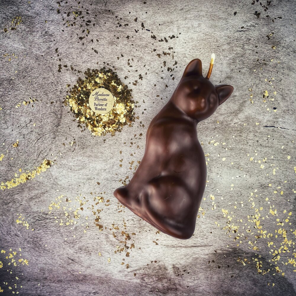 Beeswax Lucky Cat Spell Candle - Fast Action & Manifestation Magic