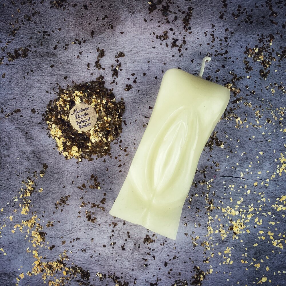 Beeswax Yoni Vulva Spell Candle - Passionate Love & Sex Magic